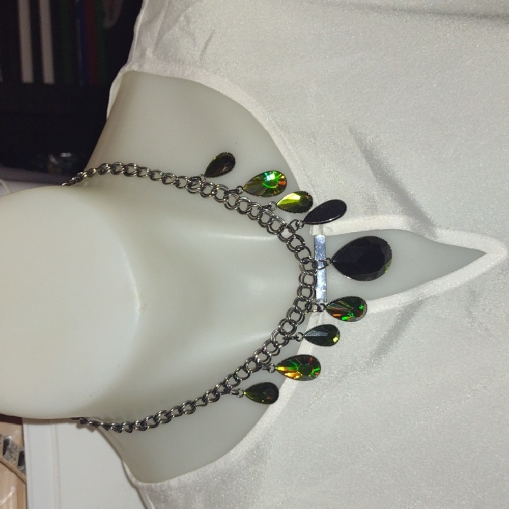 Dark emerald necklace black chain